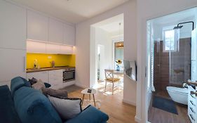 Green Leaf Apartment